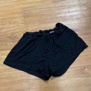 The Prairie size XS black shorts